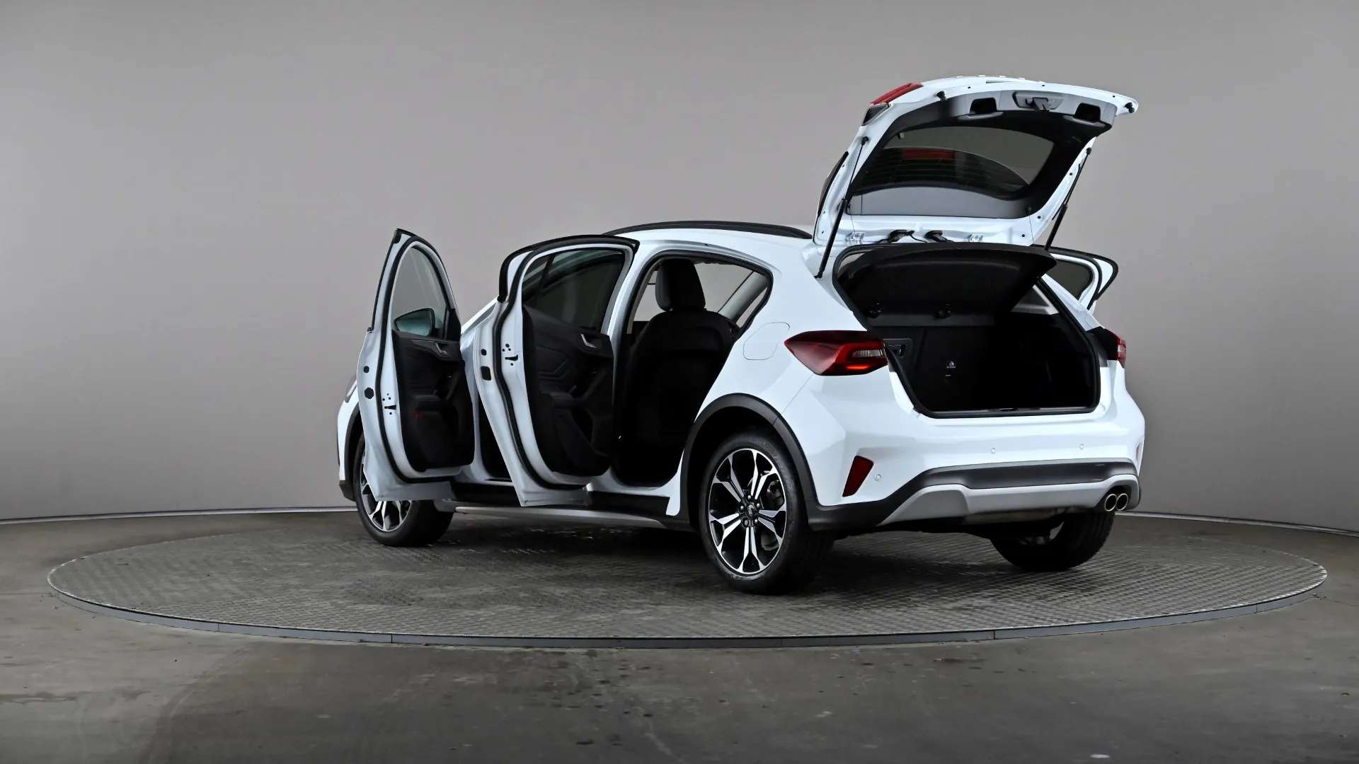 2022 FORD FOCUS 2022 FORD FOCUS