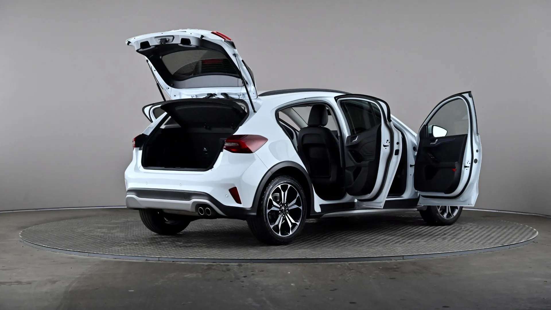 2022 FORD FOCUS 2022 FORD FOCUS