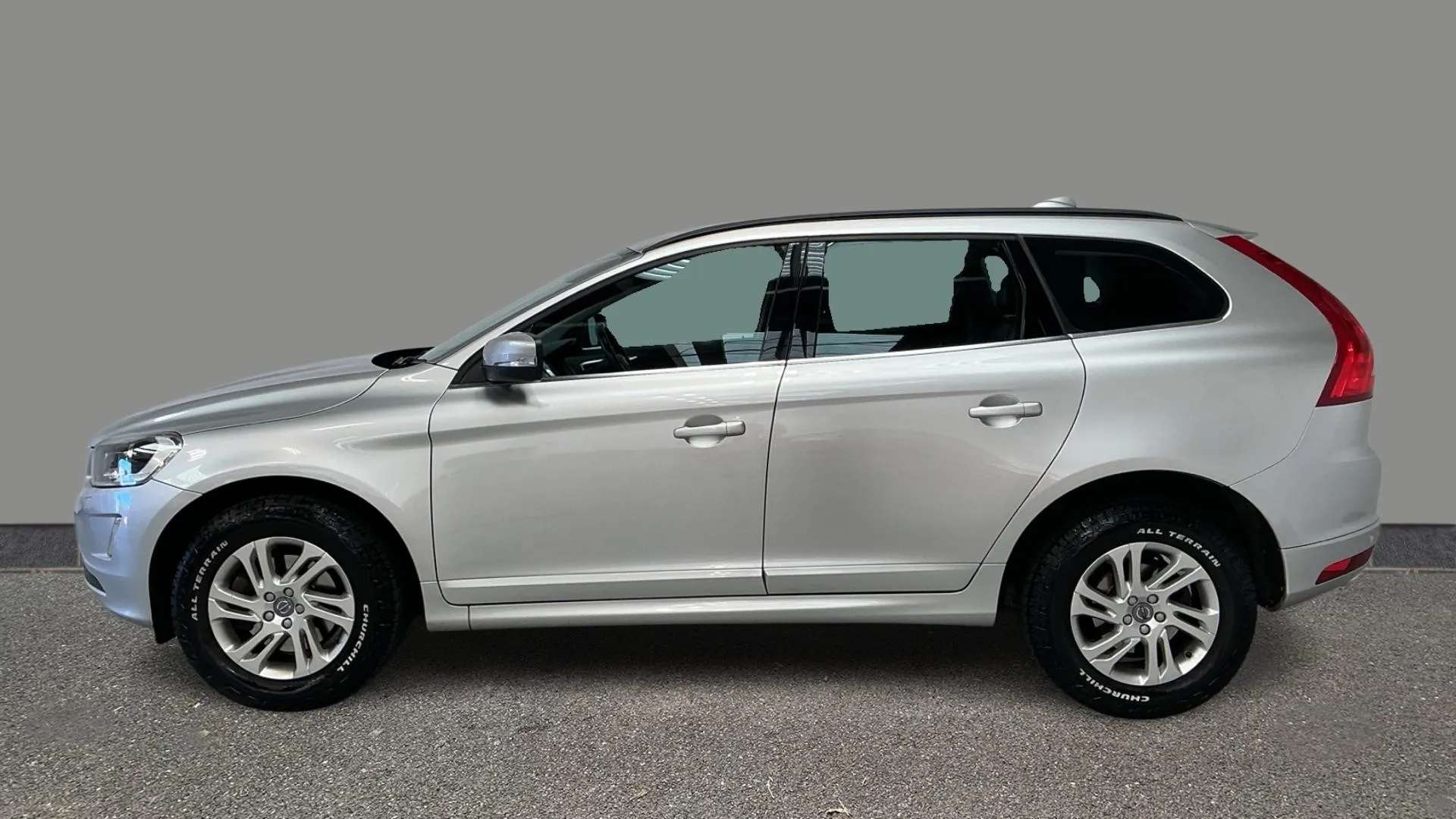 2017 VOLVO XC60 2017 VOLVO XC60