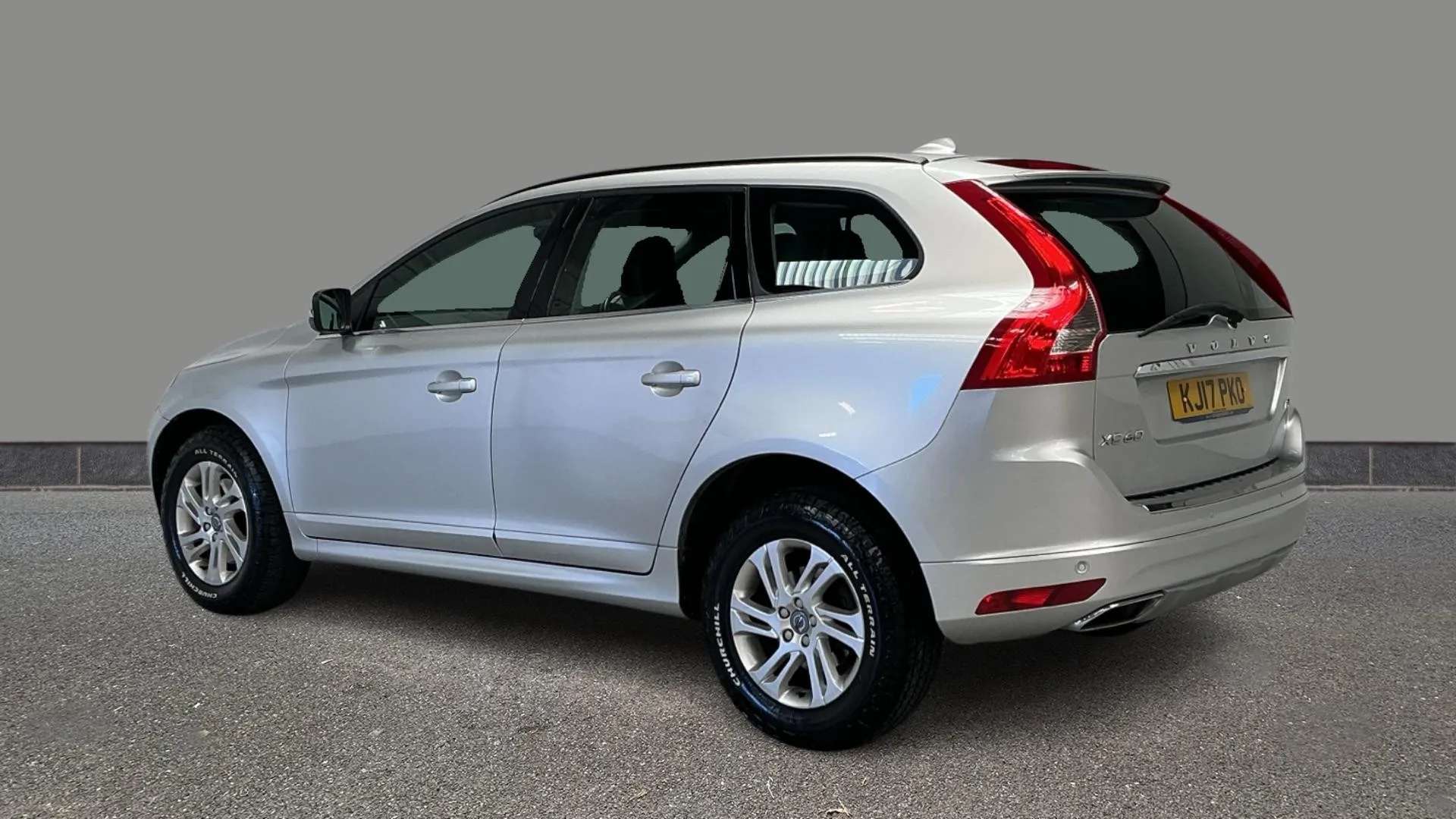 2017 VOLVO XC60 2017 VOLVO XC60