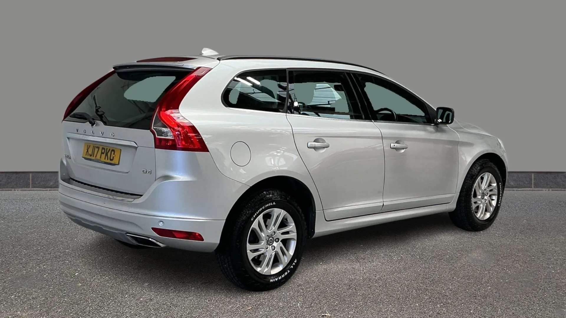 2017 VOLVO XC60 2017 VOLVO XC60