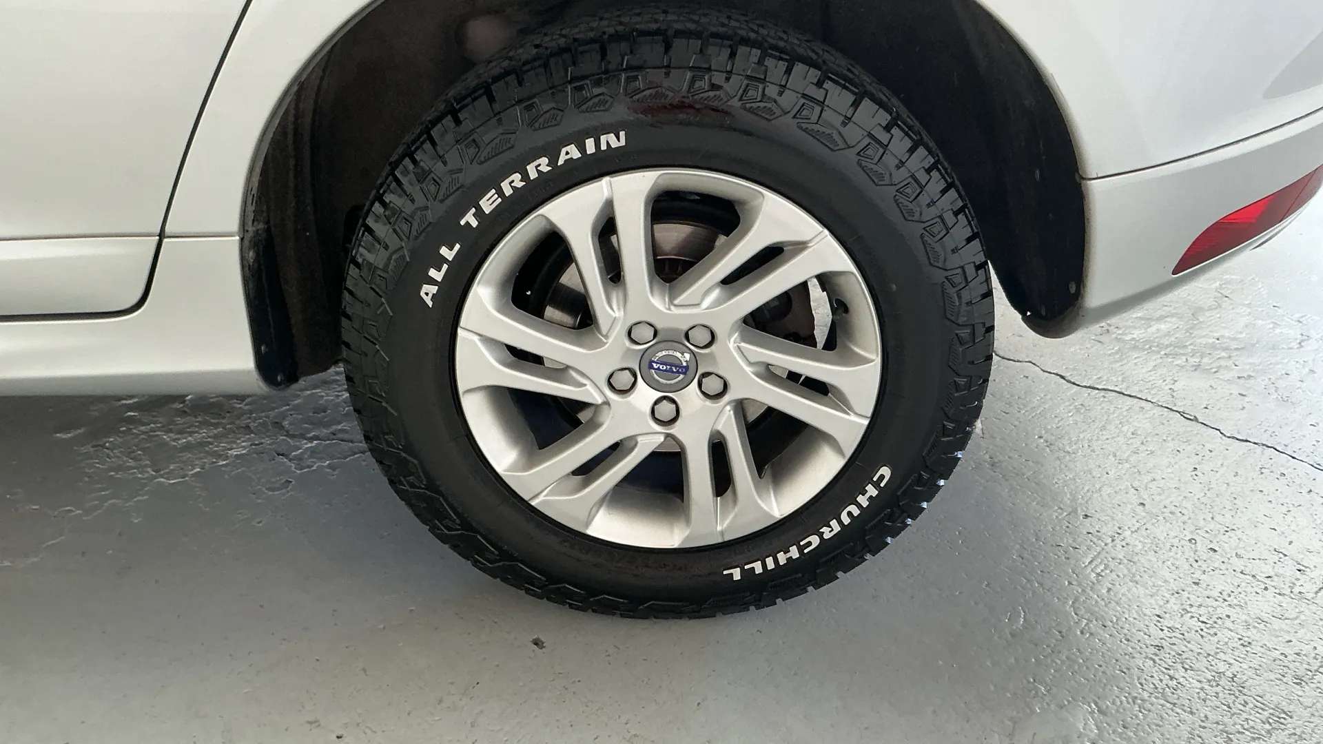 2017 VOLVO XC60 2017 VOLVO XC60