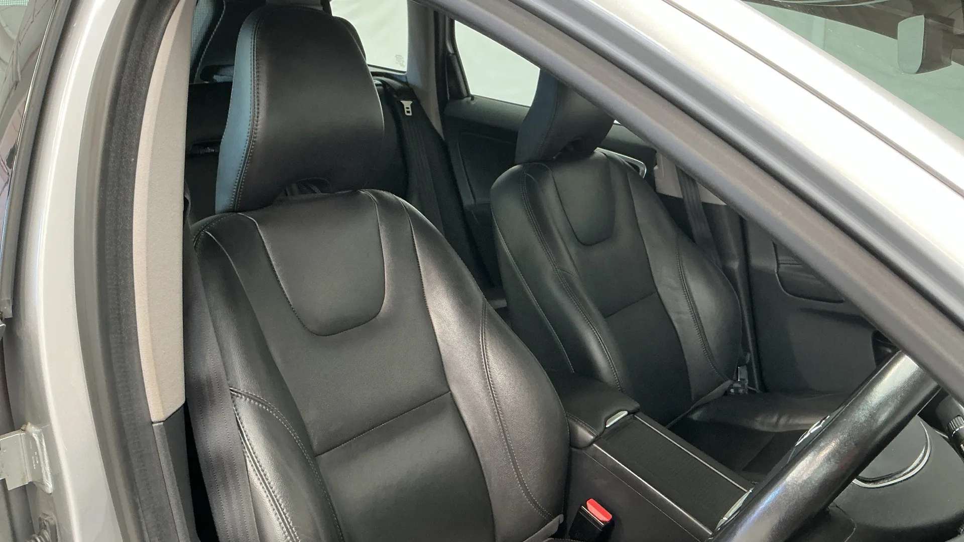 2017 VOLVO XC60 2017 VOLVO XC60