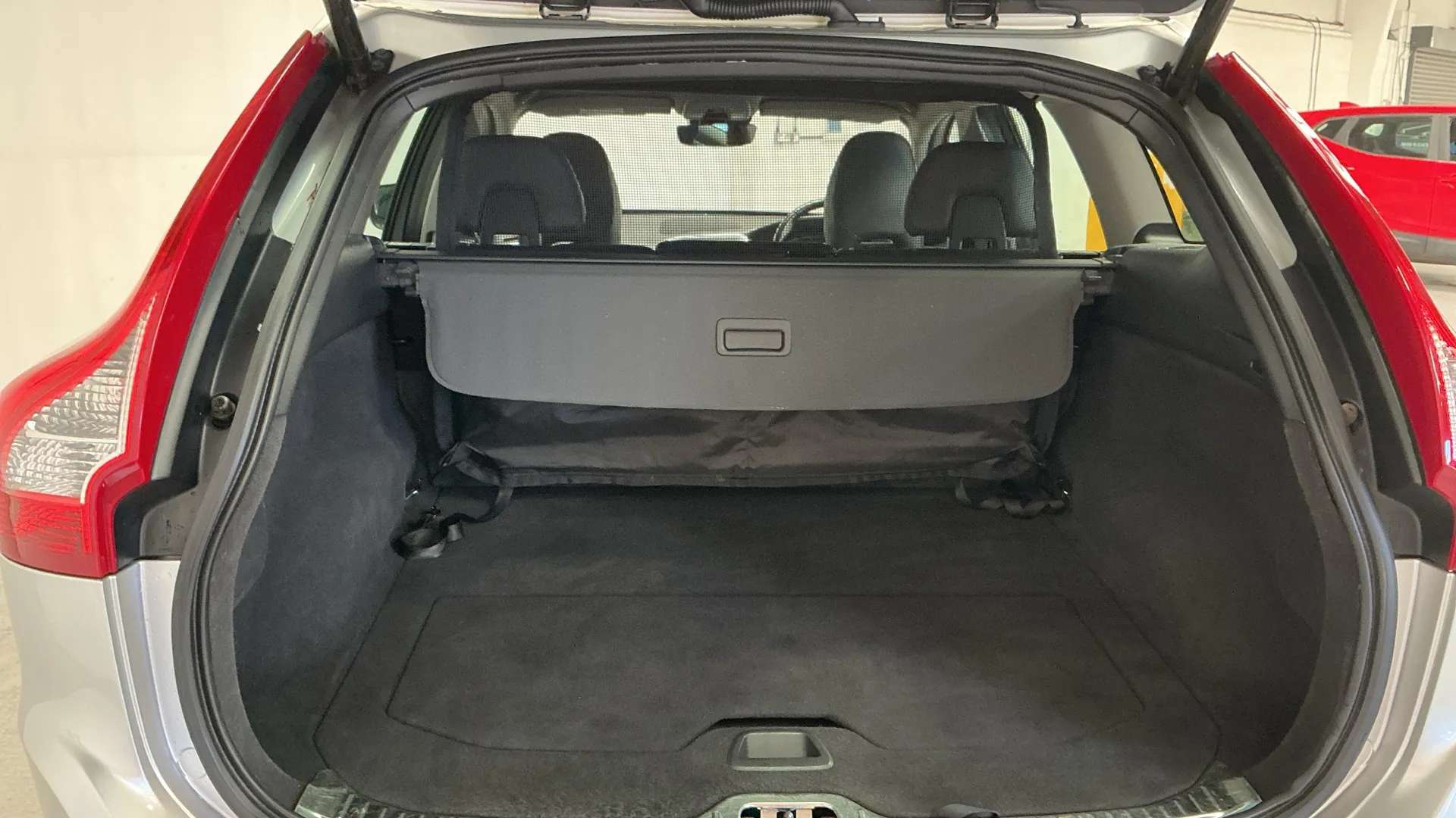 2017 VOLVO XC60 2017 VOLVO XC60