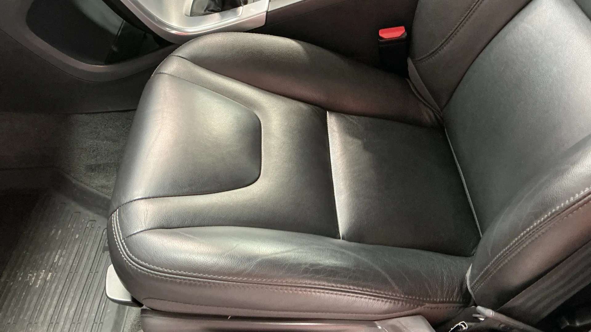 2017 VOLVO XC60 2017 VOLVO XC60