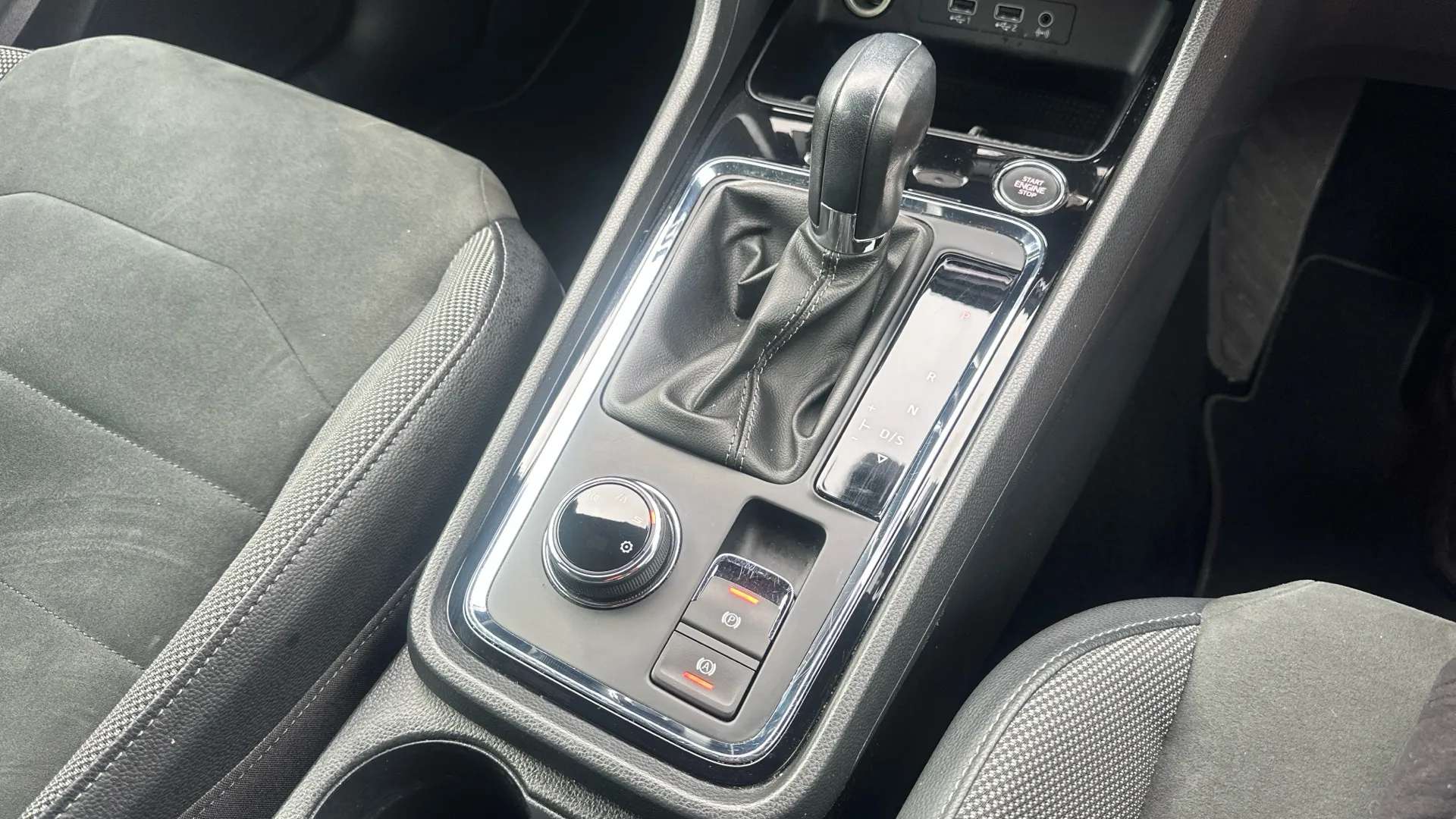 2020 SEAT ATECA 2020 SEAT ATECA
