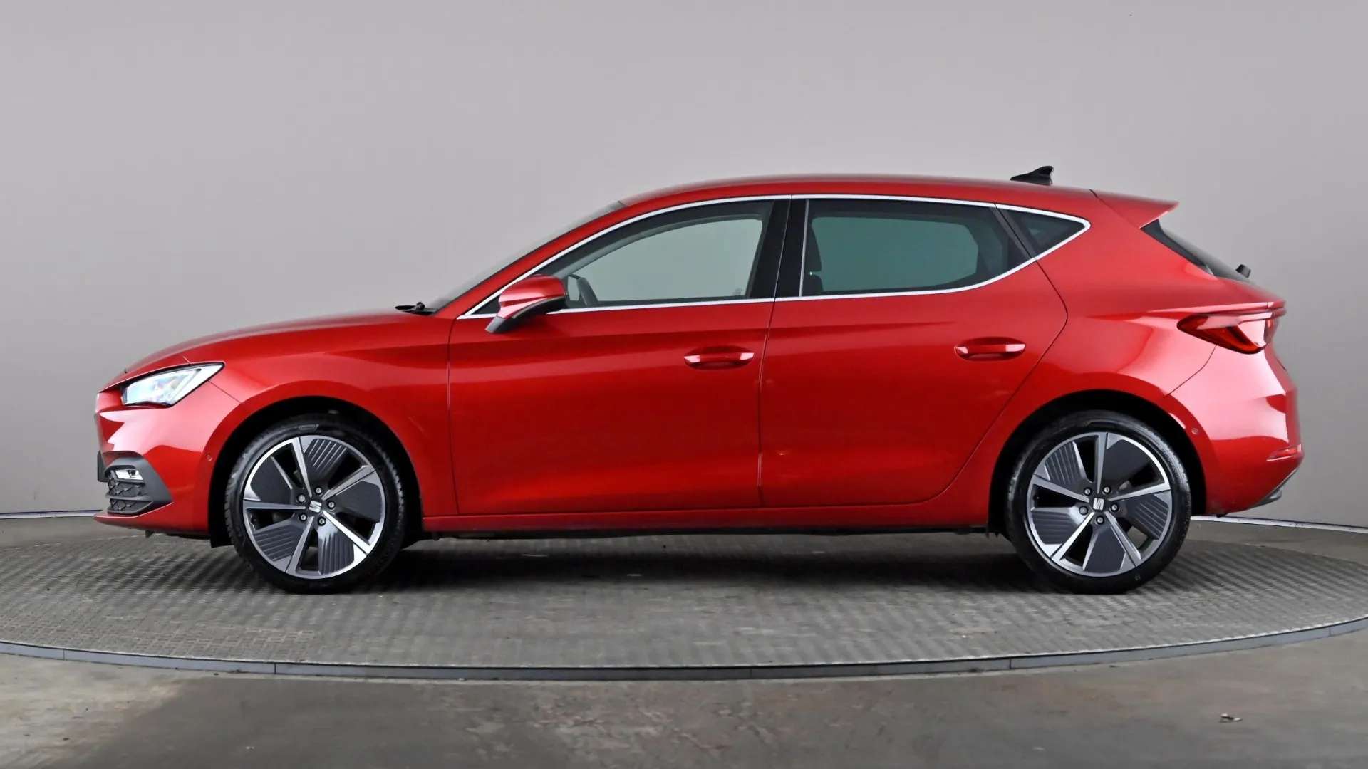 A 2022 SEAT LEON 1.5 TSI EVO Xcellence Lux A 2022 SEAT LEON 1.5 TSI EVO Xcellence Lux