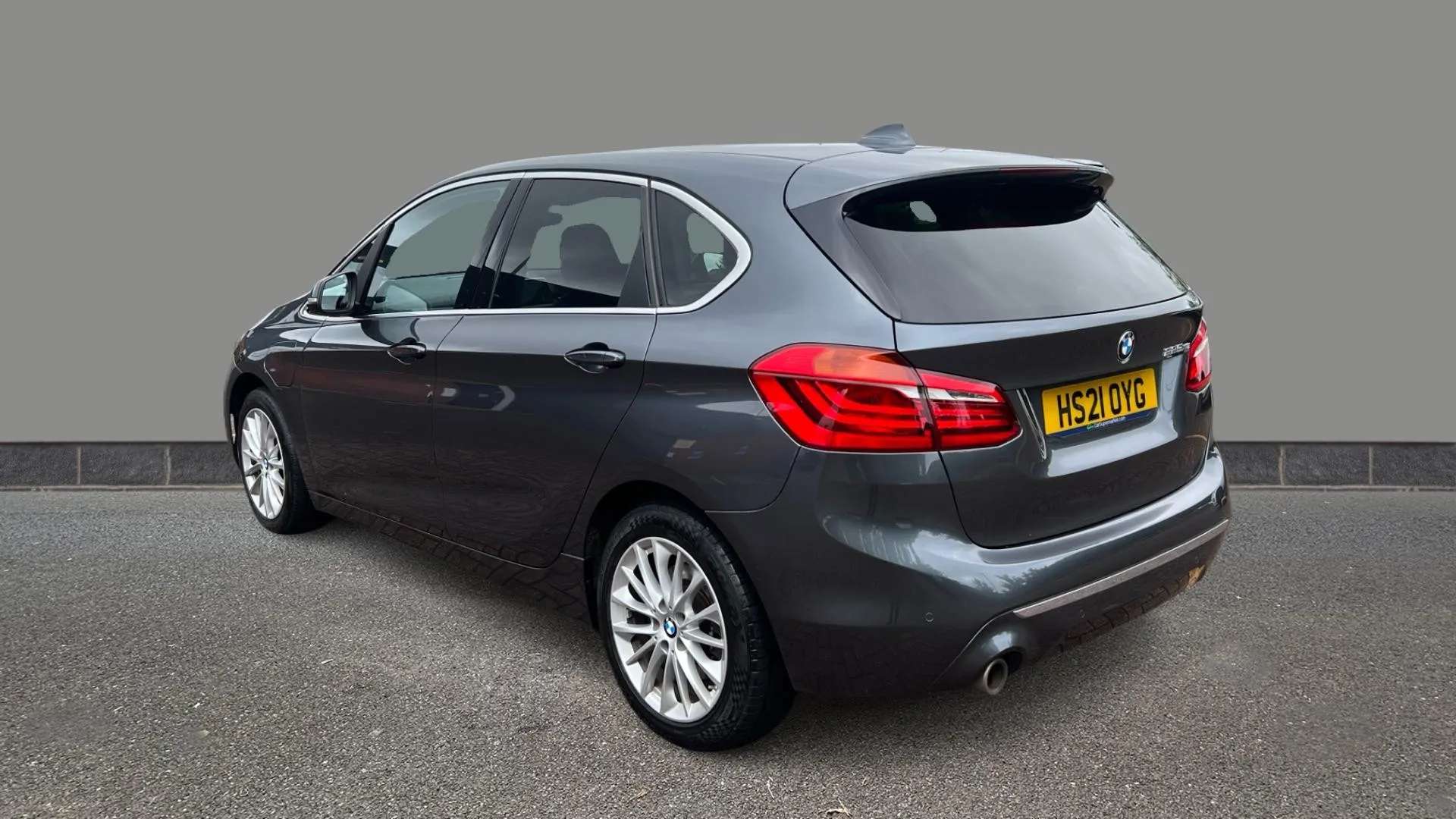 A 2021 BMW 2 SERIES ACTIVE TOURER 225xe Luxury Auto A 2021 BMW 2 SERIES ACTIVE TOURER 225xe Luxury Auto