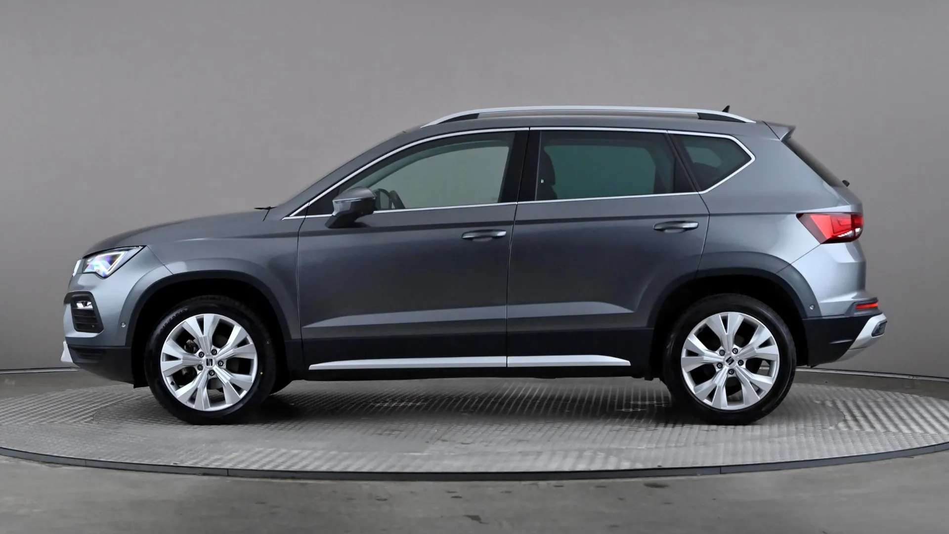 A 2022 SEAT ATECA 1.5 TSI EVO Xperience DSG A 2022 SEAT ATECA 1.5 TSI EVO Xperience DSG