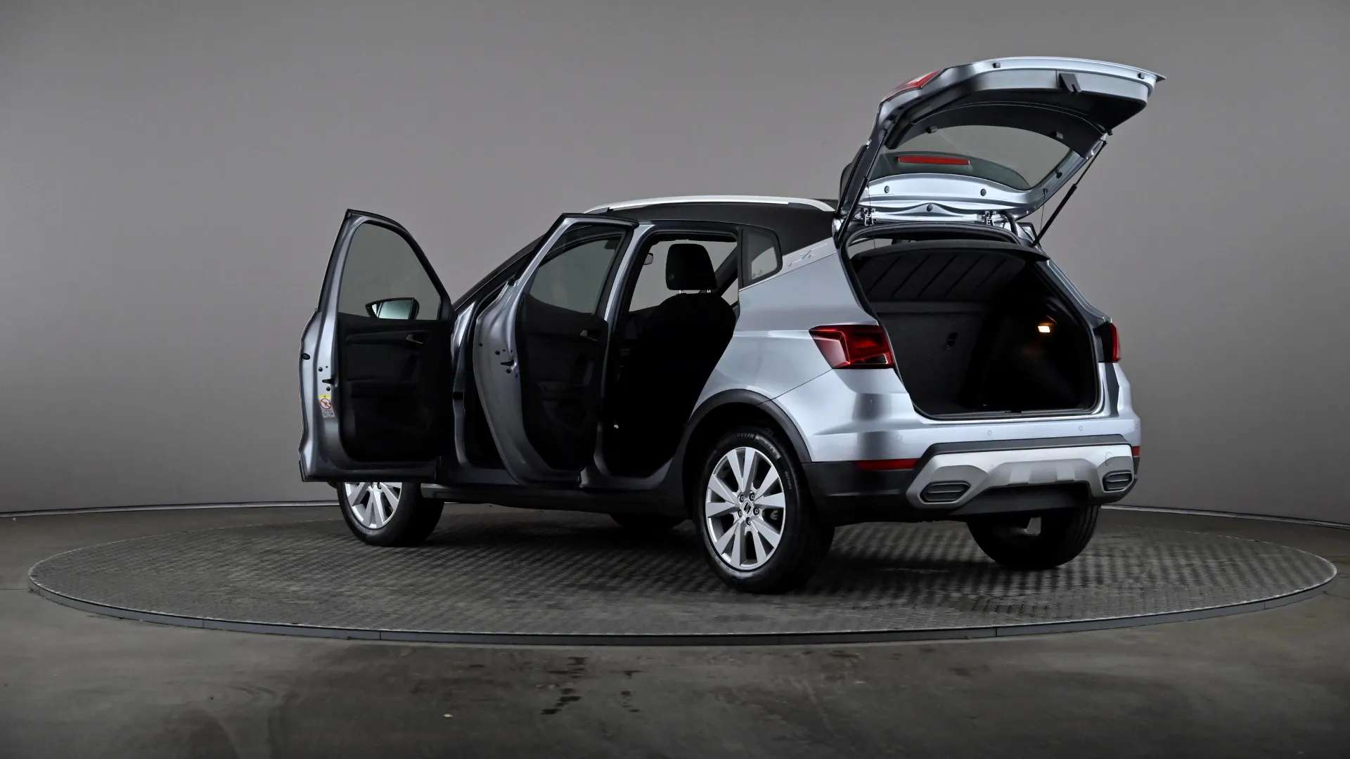 2023 SEAT ARONA 2023 SEAT ARONA