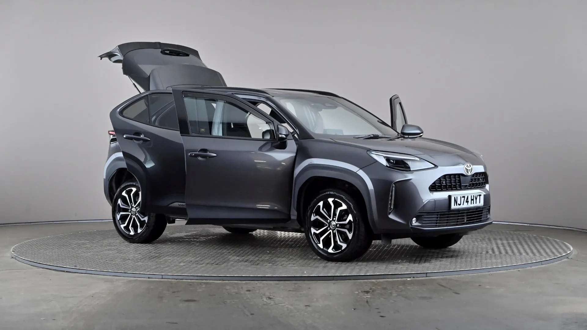 2024 TOYOTA YARIS CROSS 2024 TOYOTA YARIS CROSS