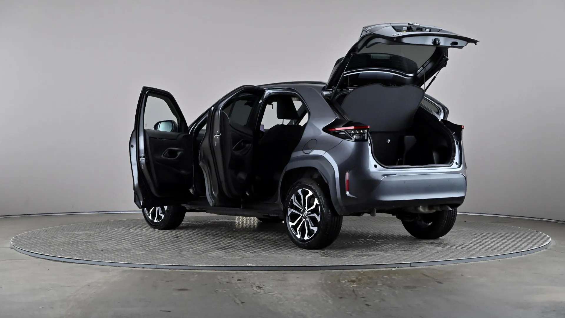 2024 TOYOTA YARIS CROSS 2024 TOYOTA YARIS CROSS