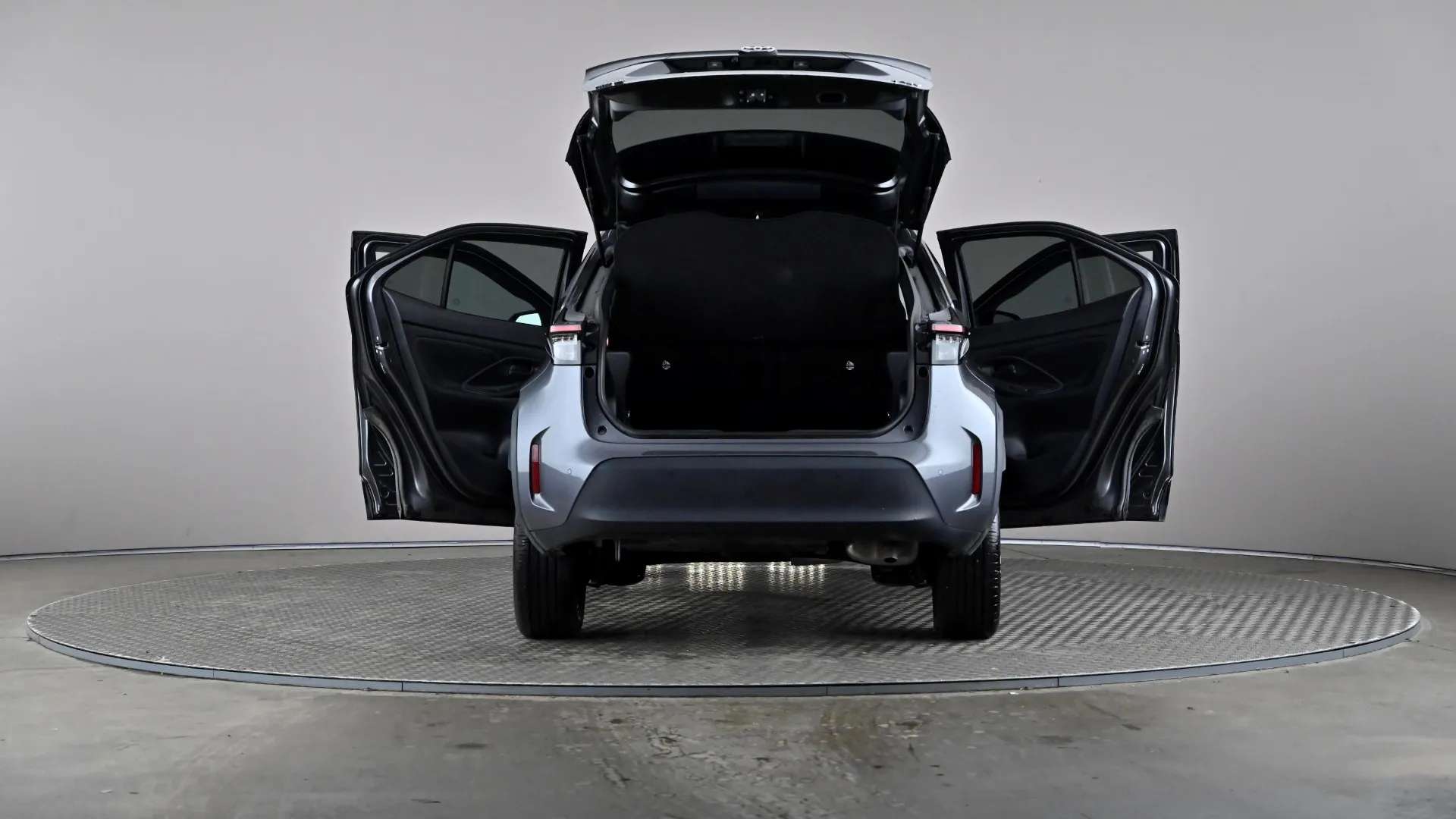 2024 TOYOTA YARIS CROSS 2024 TOYOTA YARIS CROSS