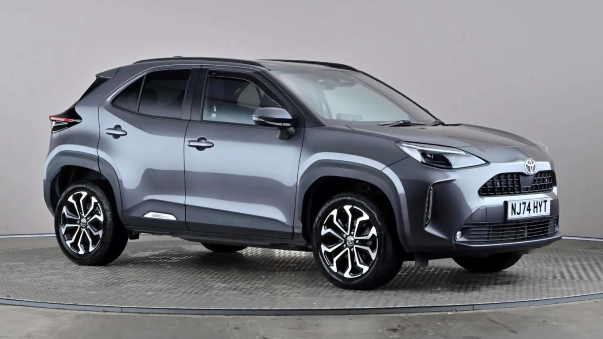 A 2024 TOYOTA YARIS CROSS 1.5 Hybrid Design CVT A 2024 TOYOTA YARIS CROSS 1.5 Hybrid Design CVT