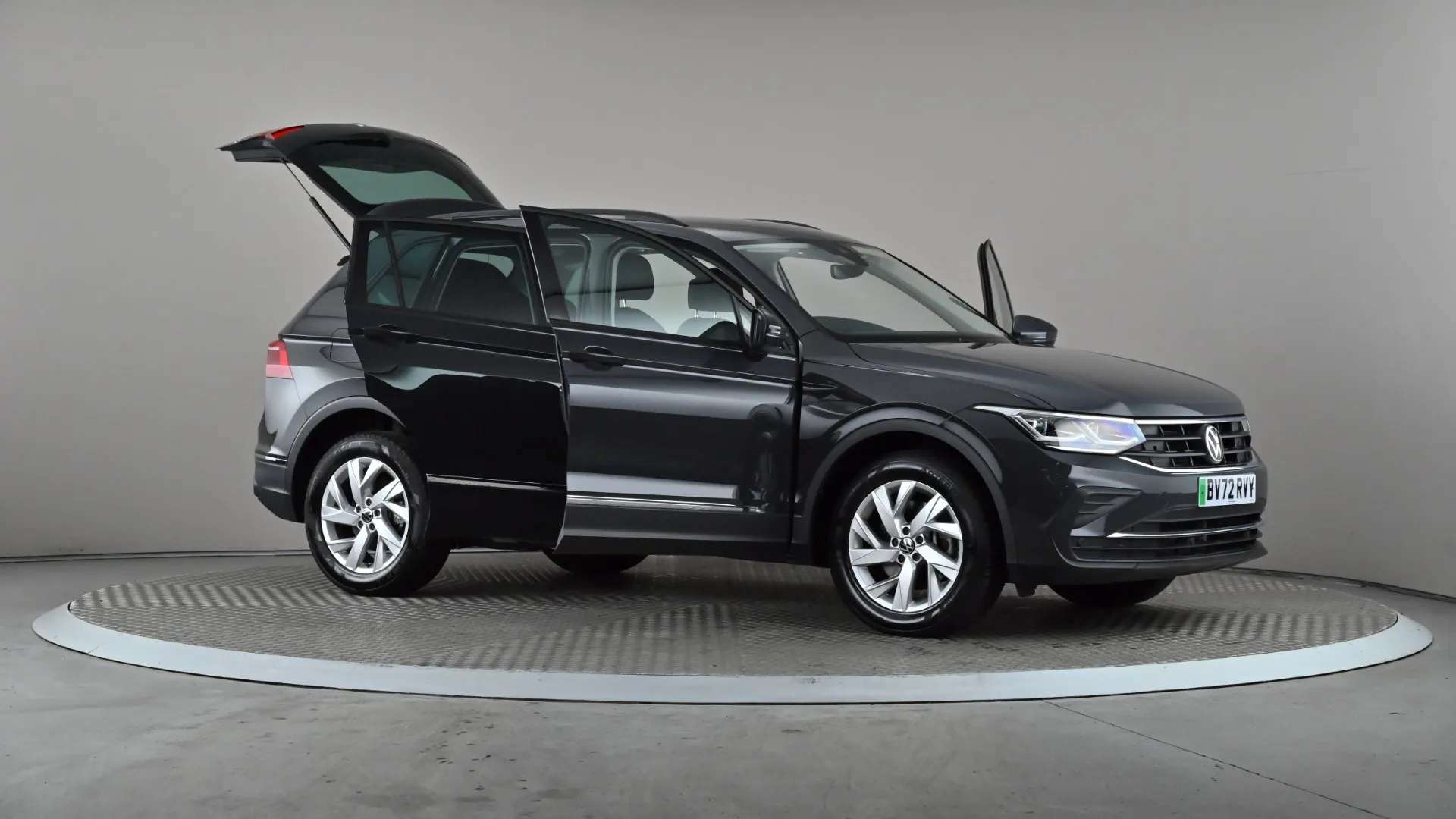 2022 VOLKSWAGEN TIGUAN 2022 VOLKSWAGEN TIGUAN