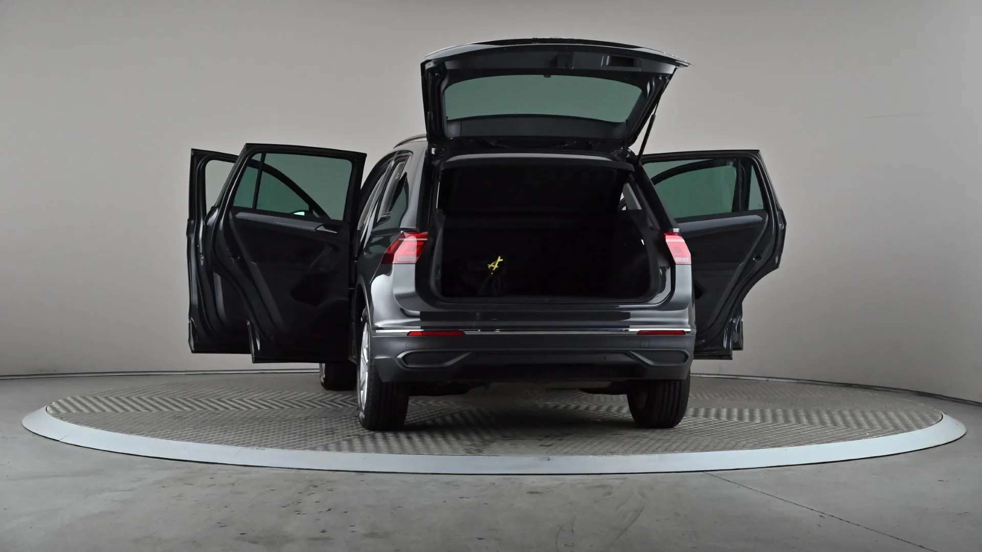 2022 VOLKSWAGEN TIGUAN 2022 VOLKSWAGEN TIGUAN