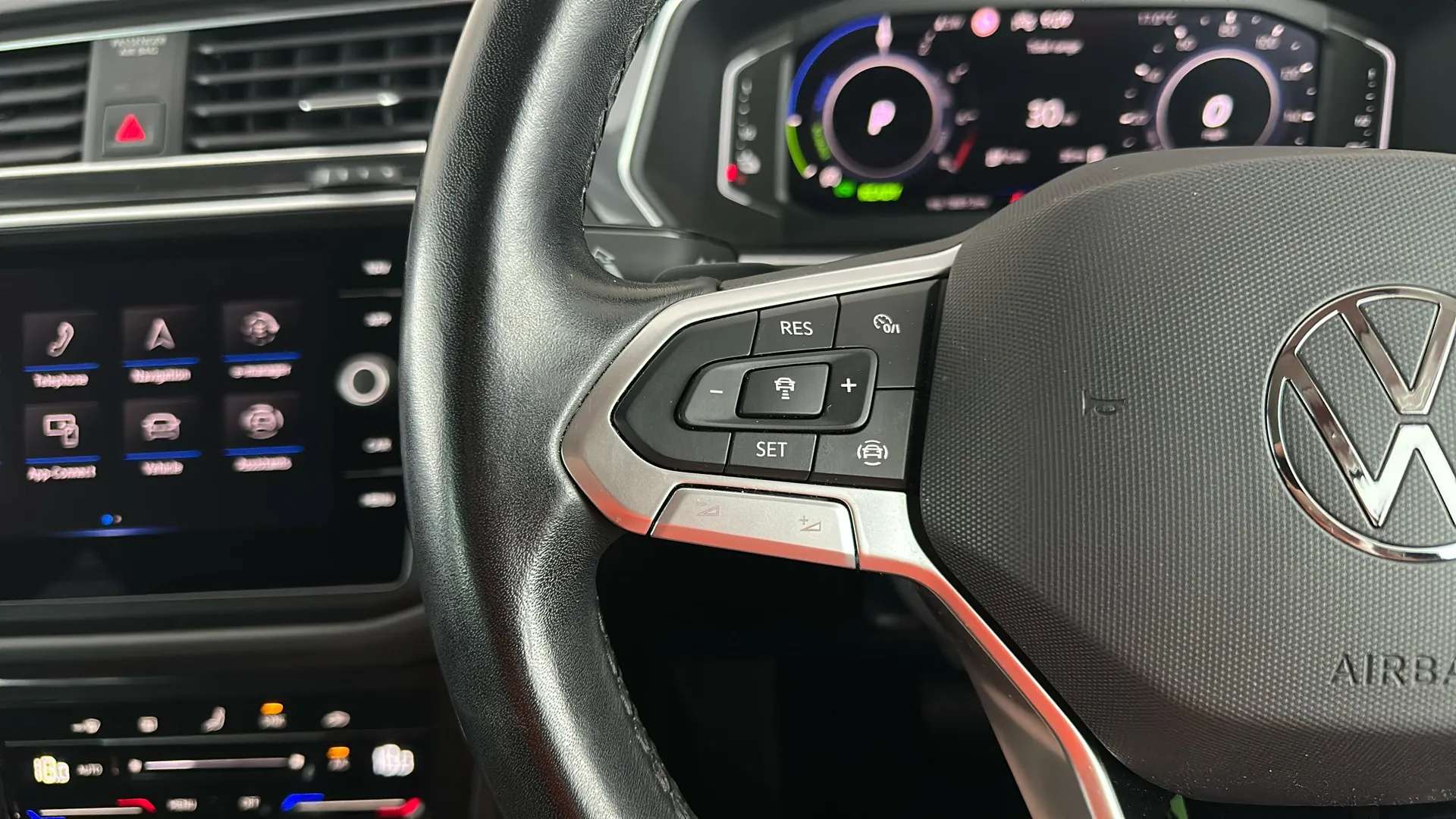 2022 VOLKSWAGEN TIGUAN 2022 VOLKSWAGEN TIGUAN