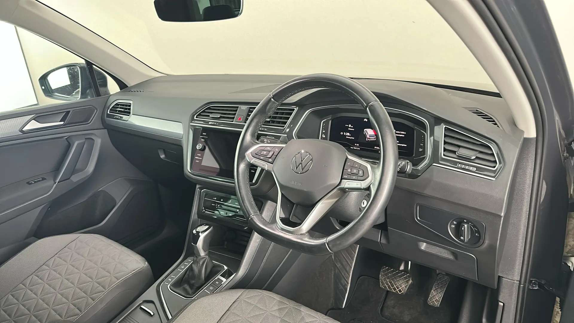 2022 VOLKSWAGEN TIGUAN 2022 VOLKSWAGEN TIGUAN