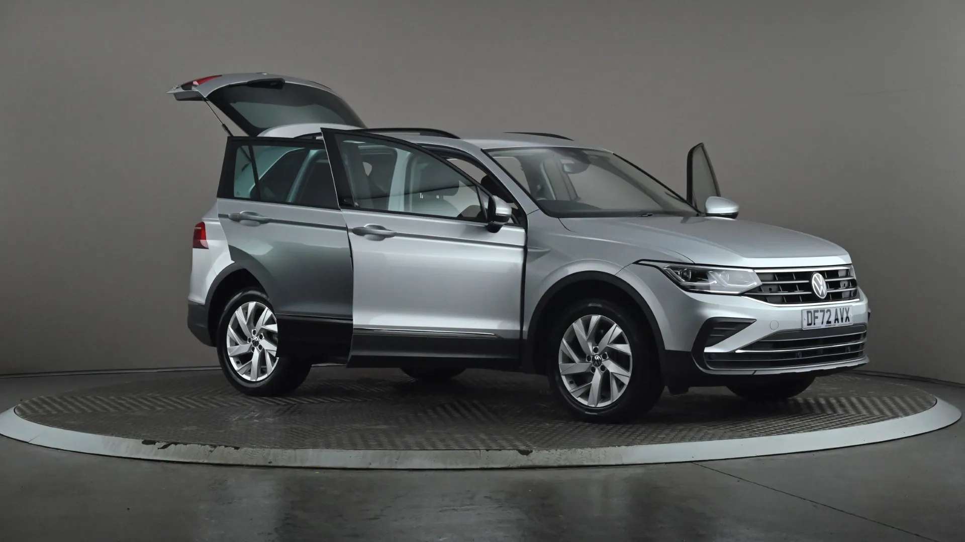 2022 VOLKSWAGEN TIGUAN 2022 VOLKSWAGEN TIGUAN