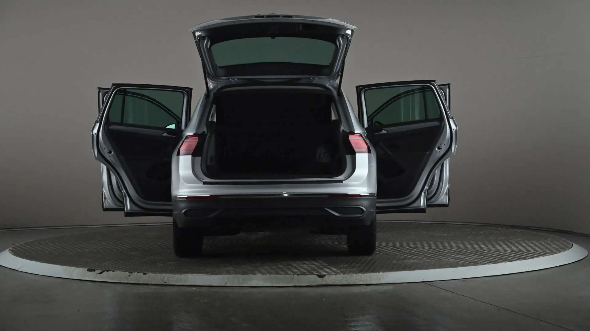 2022 VOLKSWAGEN TIGUAN 2022 VOLKSWAGEN TIGUAN