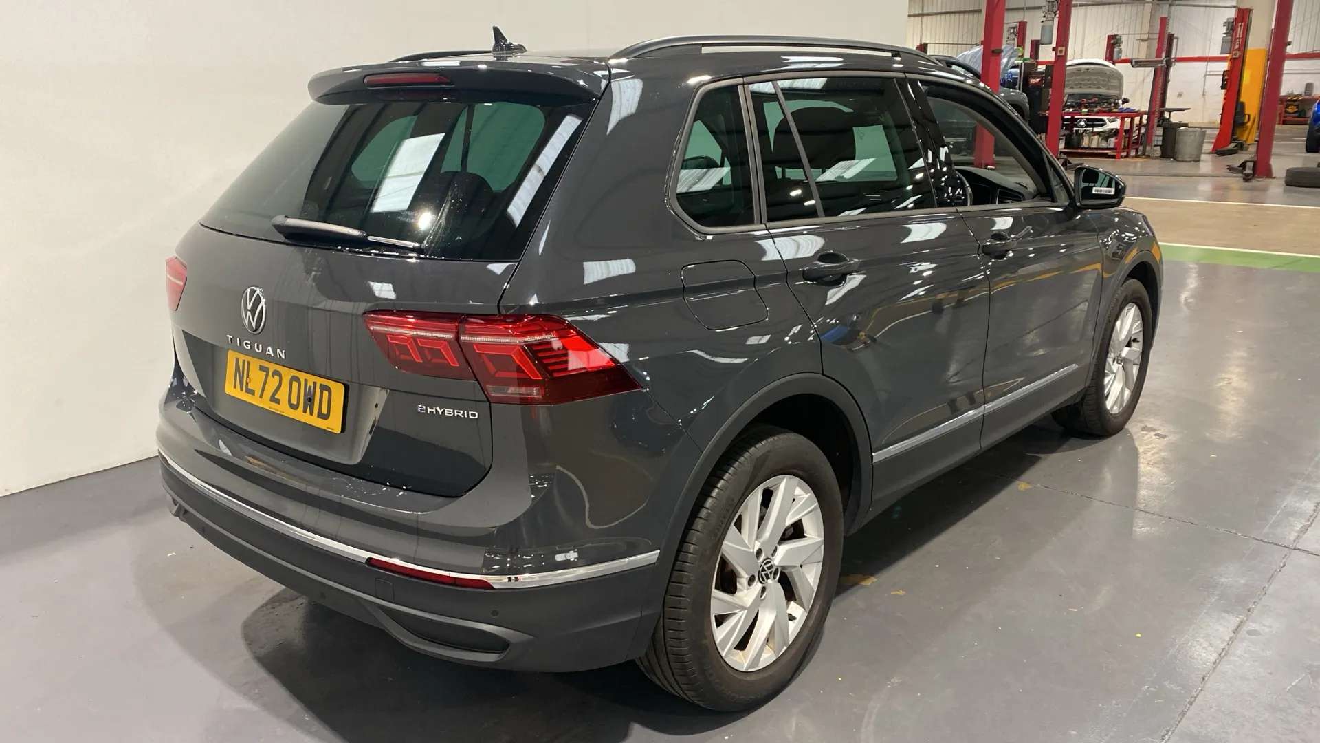 2022 VOLKSWAGEN TIGUAN 2022 VOLKSWAGEN TIGUAN