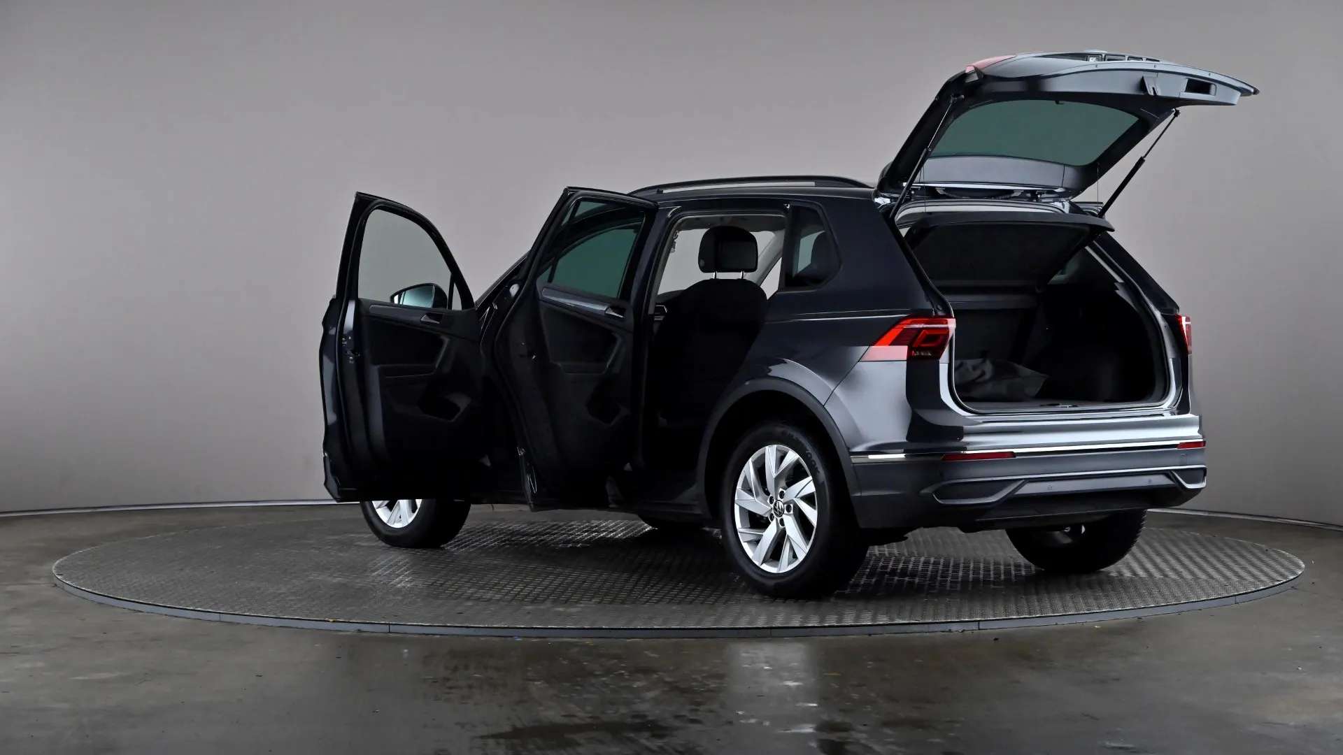 2022 VOLKSWAGEN TIGUAN 2022 VOLKSWAGEN TIGUAN