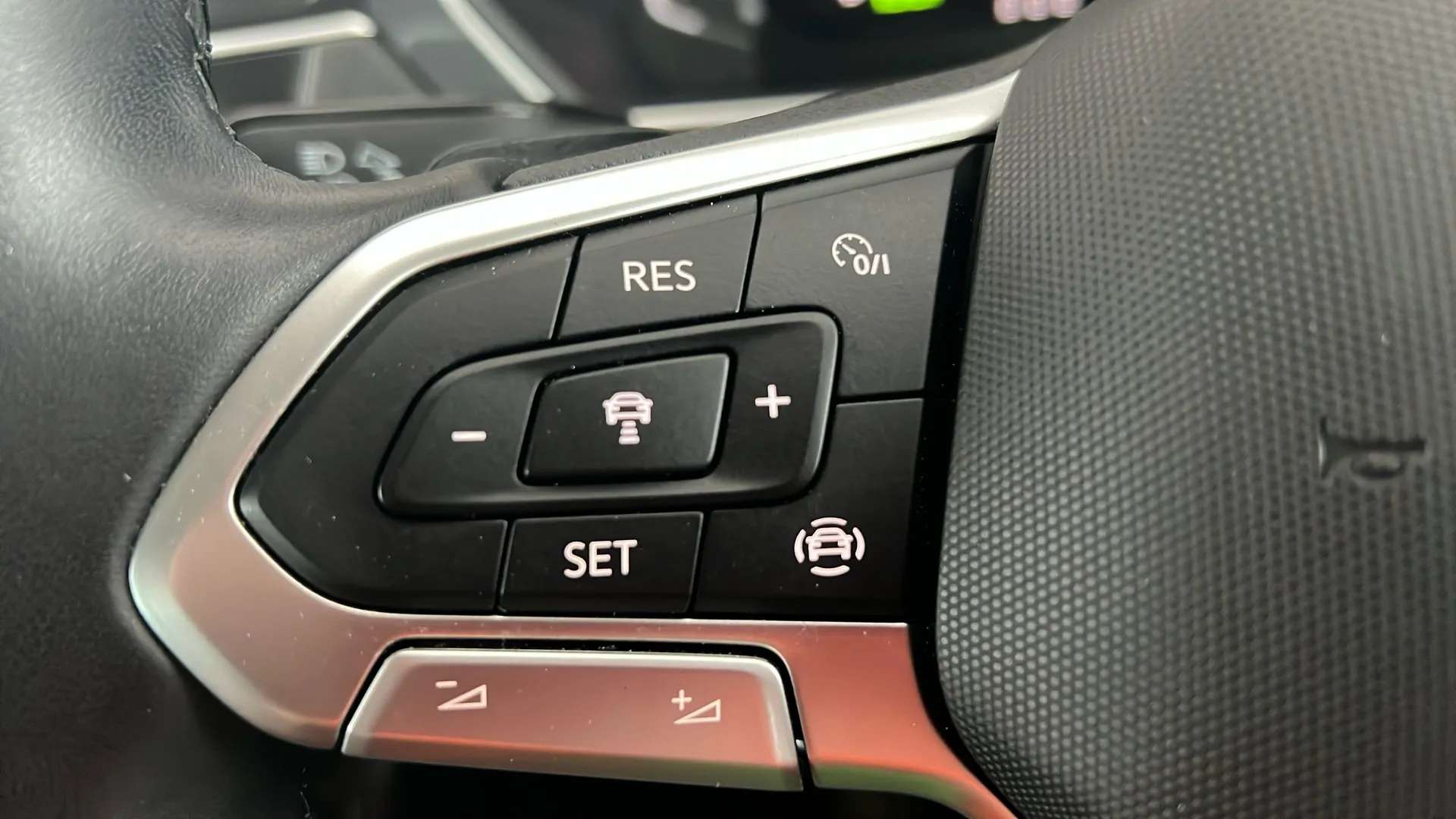 2022 VOLKSWAGEN TIGUAN 2022 VOLKSWAGEN TIGUAN