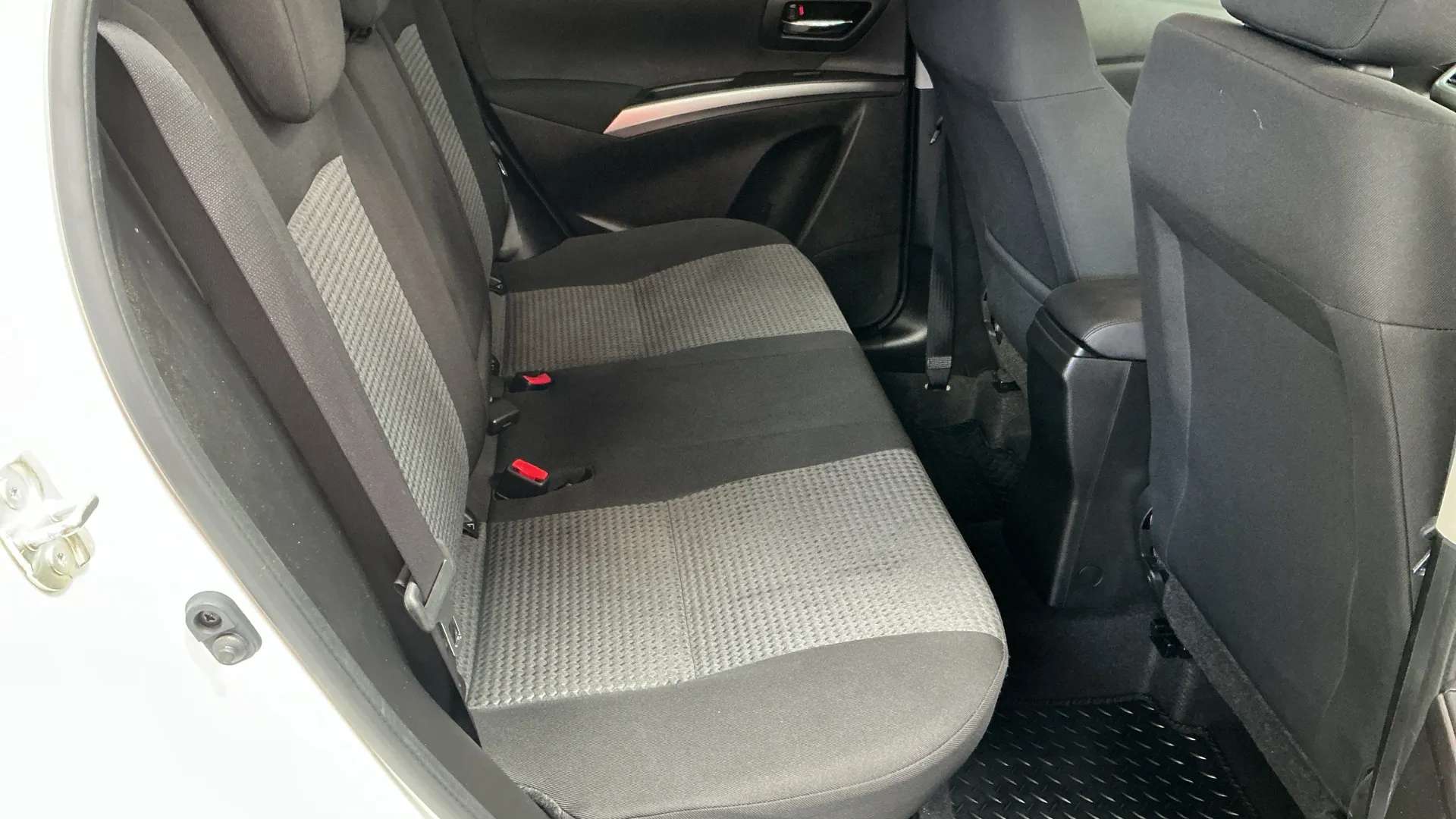 2023 SUZUKI S-CROSS 2023 SUZUKI S-CROSS