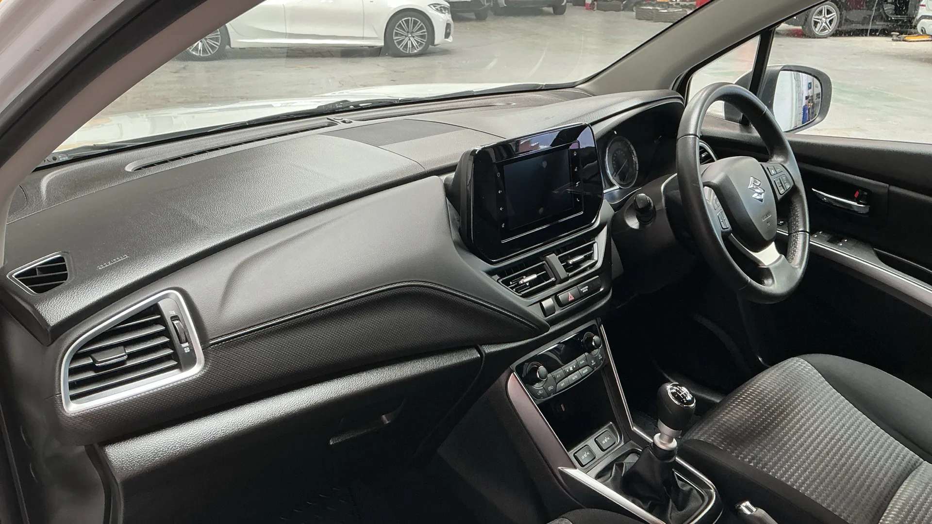2023 SUZUKI S-CROSS 2023 SUZUKI S-CROSS