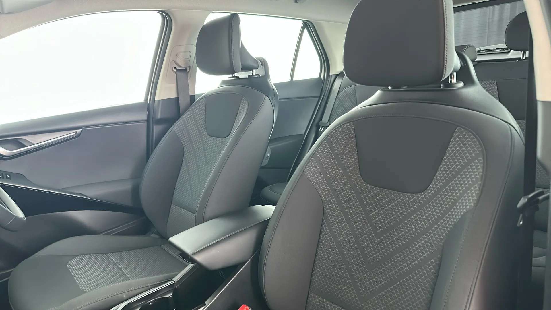 2026 KIA NIRO 2026 KIA NIRO