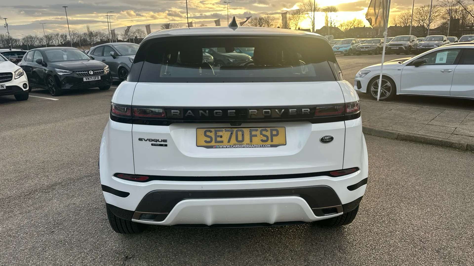2020 LAND ROVER RANGE ROVER EVOQUE 2020 LAND ROVER RANGE ROVER EVOQUE