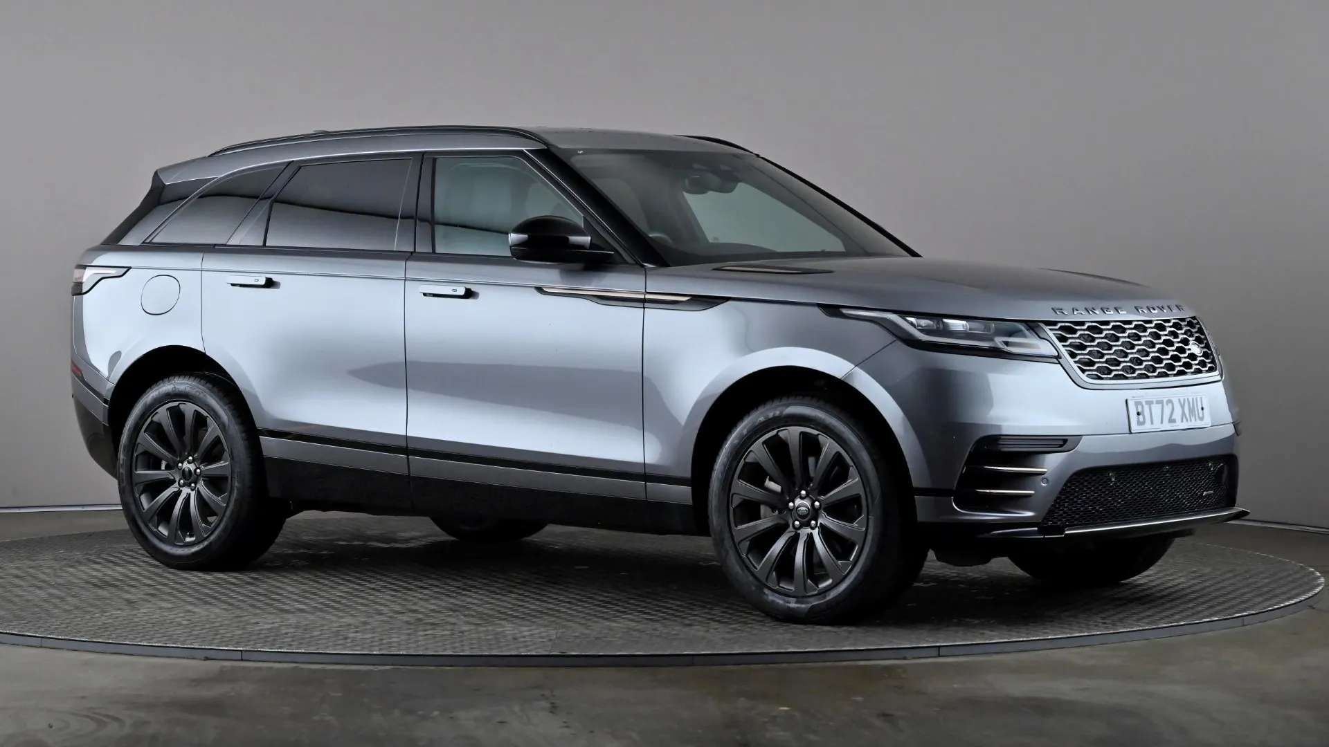 A 2022 LAND ROVER RANGE ROVER VELAR 2.0 P250 R-Dynamic SE Auto A 2022 LAND ROVER RANGE ROVER VELAR 2.0 P250 R-Dynamic SE Auto