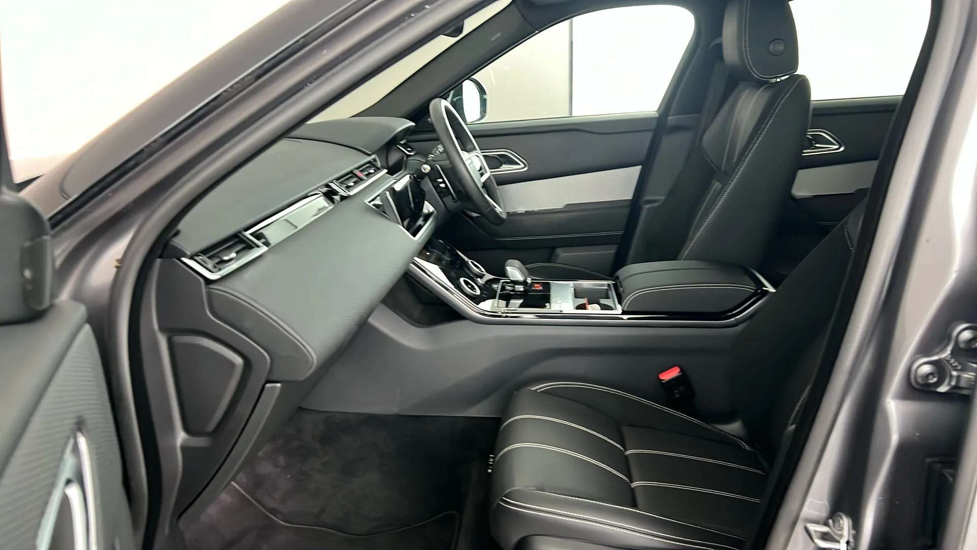 2022 LAND ROVER RANGE ROVER VELAR 2022 LAND ROVER RANGE ROVER VELAR