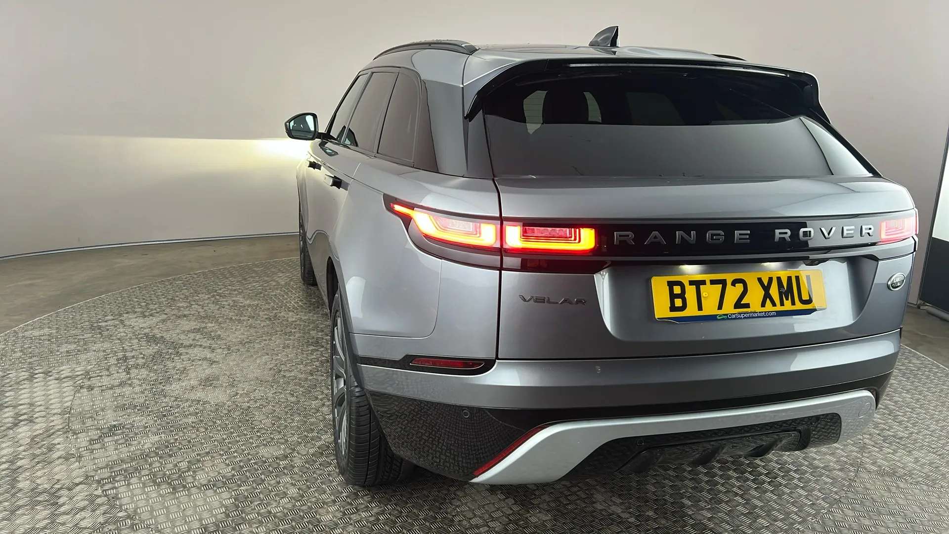 2022 LAND ROVER RANGE ROVER VELAR 2022 LAND ROVER RANGE ROVER VELAR