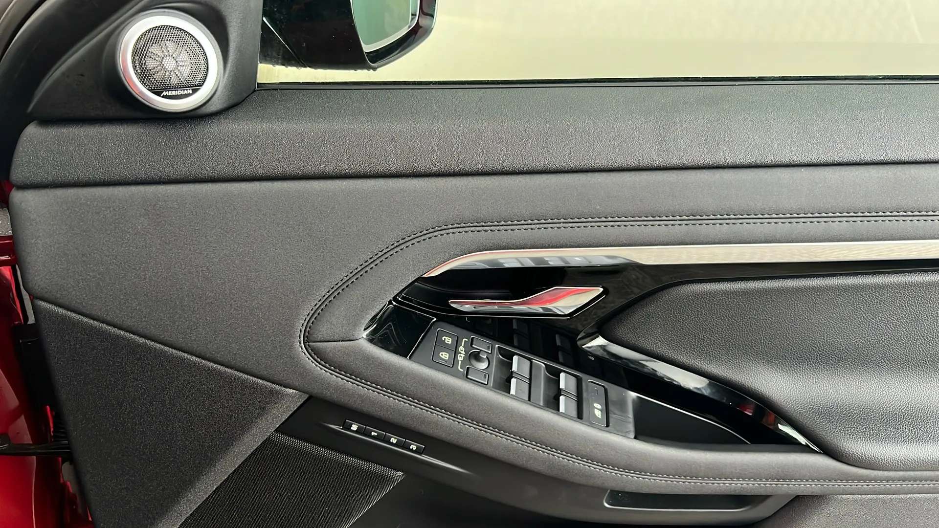 2022 LAND ROVER RANGE ROVER EVOQUE 2022 LAND ROVER RANGE ROVER EVOQUE