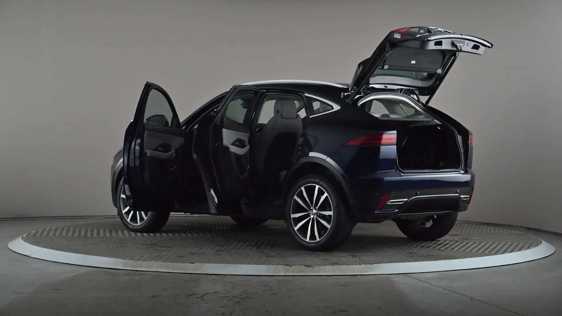 2022 JAGUAR E-PACE 2022 JAGUAR E-PACE