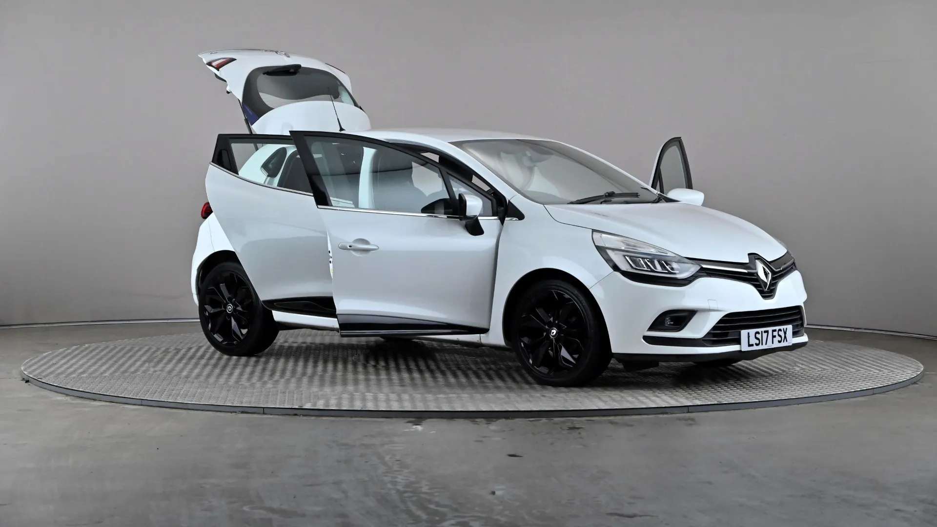2017 RENAULT CLIO 2017 RENAULT CLIO