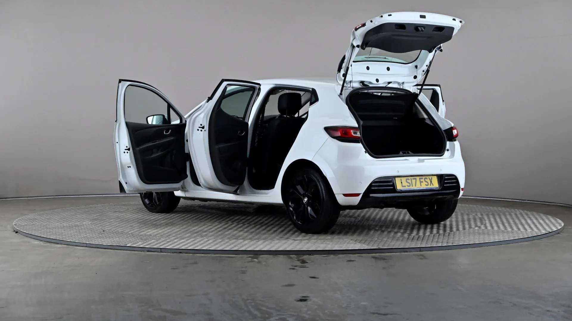 2017 RENAULT CLIO 2017 RENAULT CLIO
