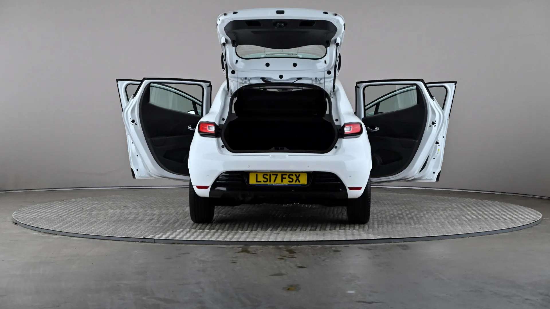 2017 RENAULT CLIO 2017 RENAULT CLIO