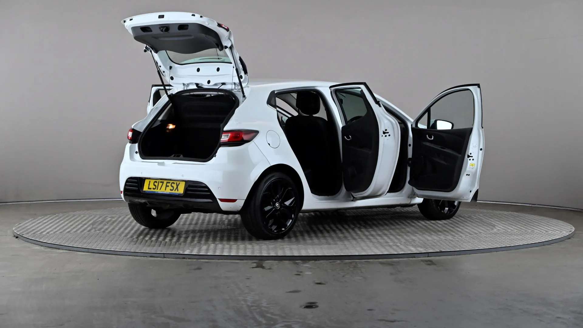 2017 RENAULT CLIO 2017 RENAULT CLIO