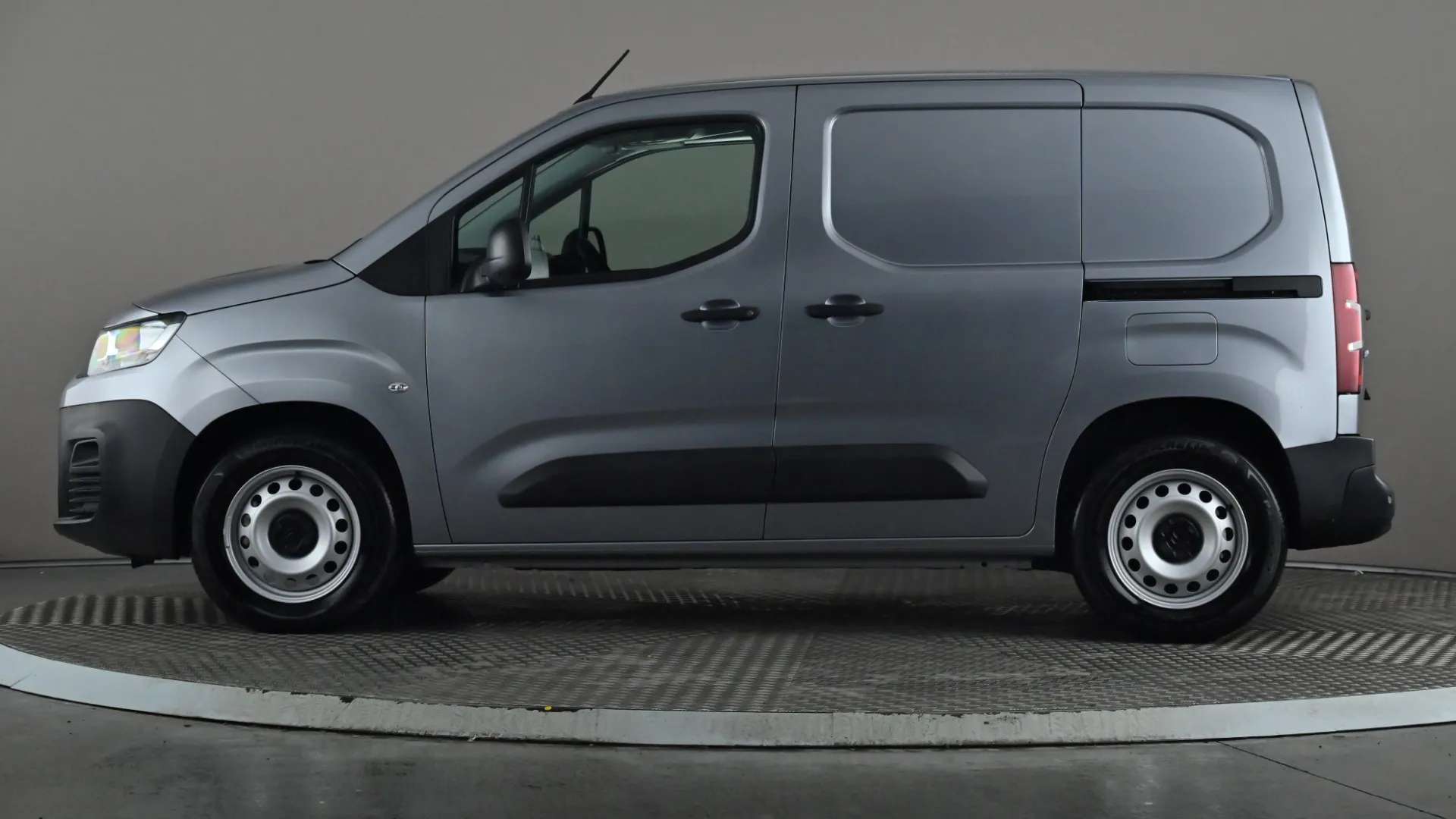 A 2023 CITROEN BERLINGO 800 100kW 50kWh Enterprise Edition Auto A 2023 CITROEN BERLINGO 800 100kW 50kWh Enterprise Edition Auto