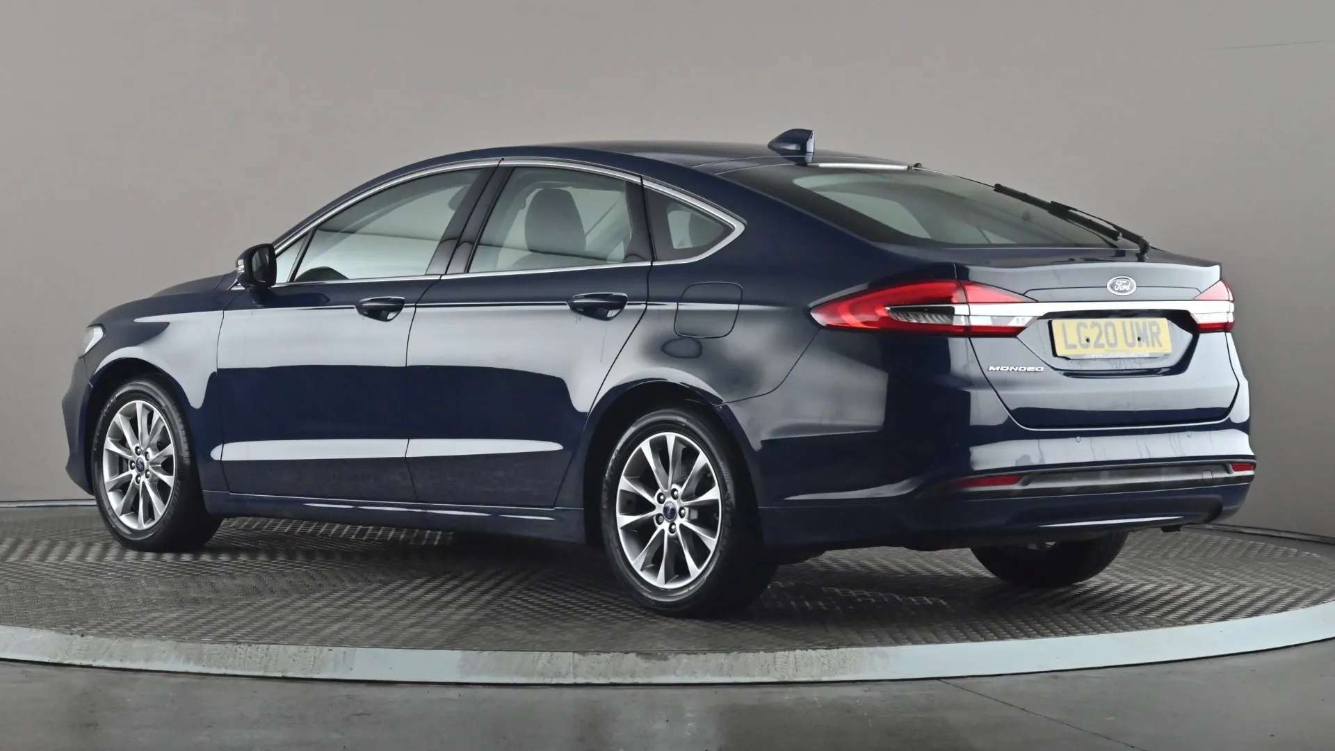A 2020 FORD MONDEO 2.0 EcoBlue Zetec Edition A 2020 FORD MONDEO 2.0 EcoBlue Zetec Edition