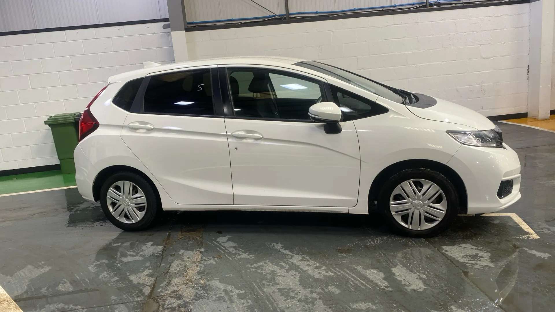 A 2019 HONDA JAZZ 1.3 i-VTEC S A 2019 HONDA JAZZ 1.3 i-VTEC S
