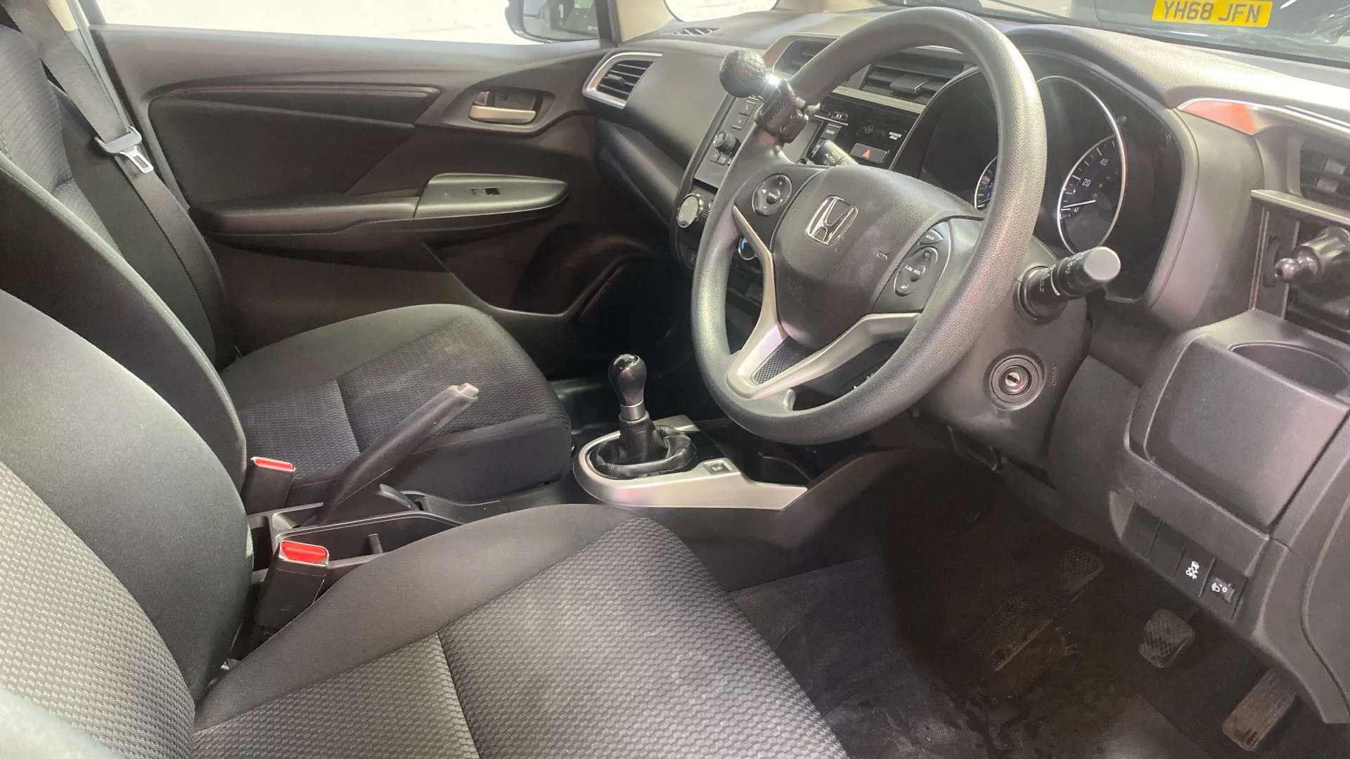 A 2019 HONDA JAZZ 1.3 i-VTEC S A 2019 HONDA JAZZ 1.3 i-VTEC S