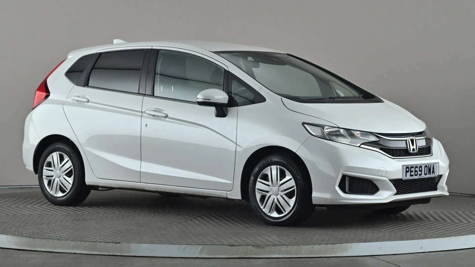 A 2019 HONDA JAZZ 1.3 i-VTEC S A 2019 HONDA JAZZ 1.3 i-VTEC S
