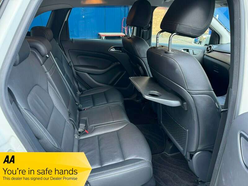 2012 MERCEDES-BENZ B180 BLUEEFFICIENCY SPORT AUTO 2012 MERCEDES-BENZ B180 BLUEEFFICIENCY SPORT AUTO