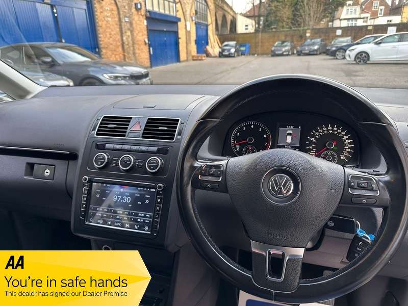 2014 VOLKSWAGEN TOURAN 2014 VOLKSWAGEN TOURAN