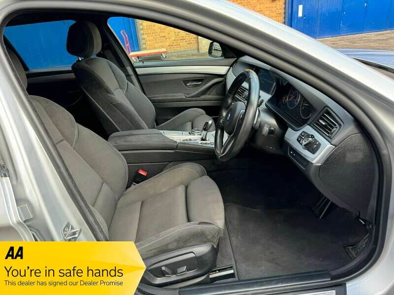 2015 BMW 520 2015 BMW 520