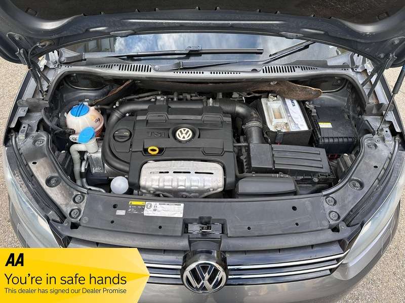 2014 VOLKSWAGEN TOURAN 2014 VOLKSWAGEN TOURAN