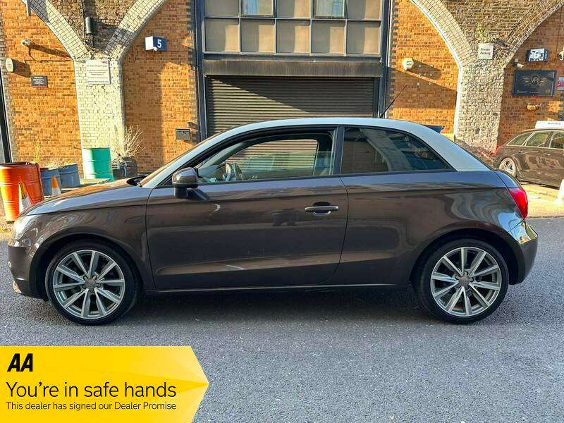 2011 AUDI A1 2011 AUDI A1